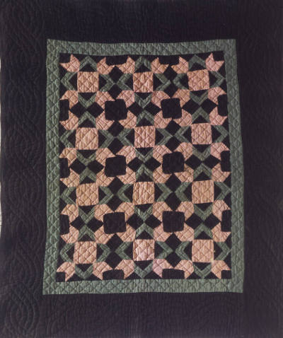 Mrs. Nathaniel Miller for her first son, Amos, “Rabbit Paw Variation Crib Quilt,” Topeka, India…