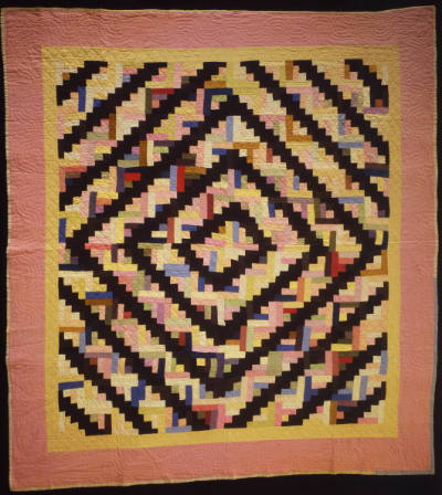 Log Cabin Quilt, Barn Raising Variation
Anna Mass
Photographer unidentified