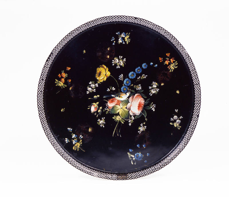 Artist unidentified, (1805-1900), “Round Tray,” United States, 1770–1775, Paint on tinplate, 24…