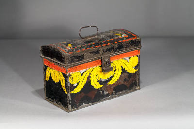 Artist unidentified, “Document Box”, Eastern United States, 1820–1840, Paint on tinplate, 9 7/8…