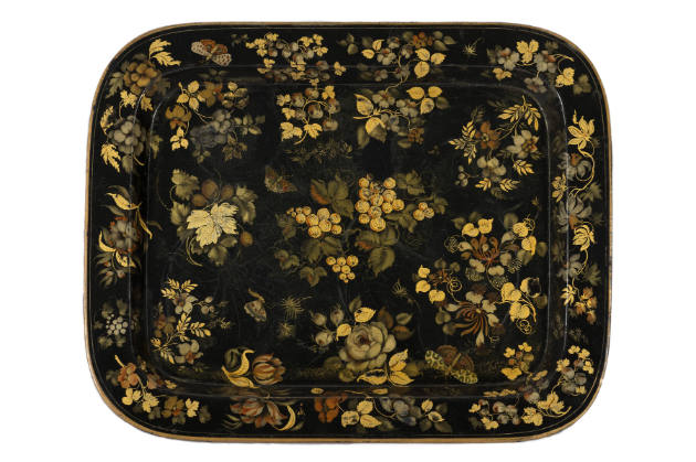Artist unidentified, “Tray”, England, Early 19th Century, Paint and gold leaf on papier-mâché, …