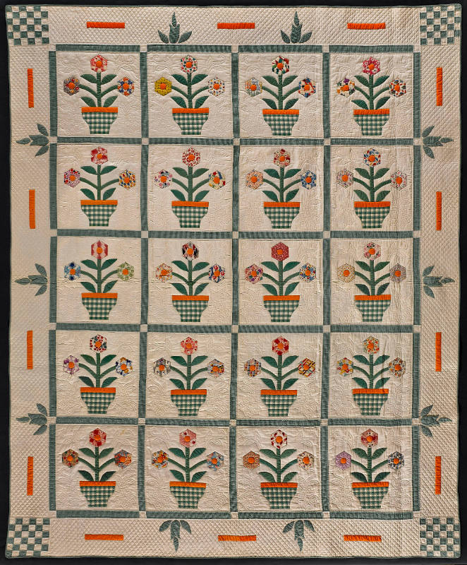 English Flower Garden Quilt
Jennie Pingrey (Mrs. Charles O.) Stotts
Photo by Gavin Ashworth