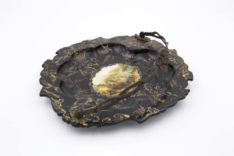 Artist unidentified, (1805-1900), “Card tray,” United States, 1830s, Papier Mâché, 11 1/2 x 10 …