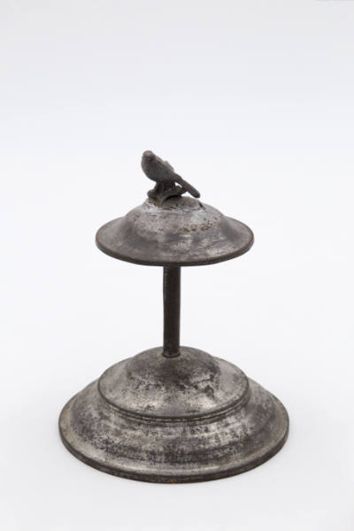 Artist unidentified, “String Holder,” Gobles, Michigan, 1880–1900, Tin, 5 1/8 × 4 in., Collecti…