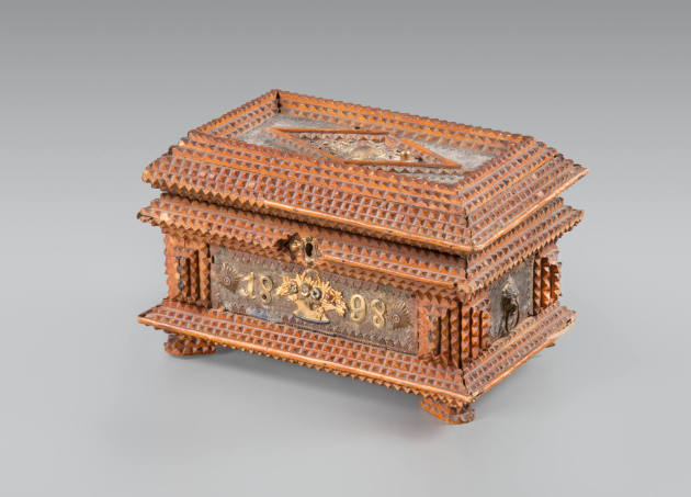 Artist unidentified, “Tramp Art Box with mirrored lid”, United States, 1898, Wood with brass an…