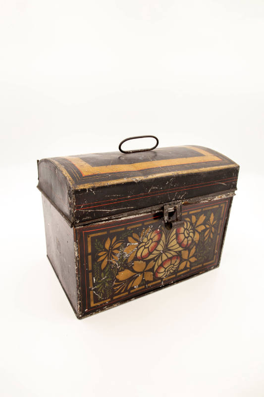 Artist unidentified, “Document box”, Eastern United States, 19th Century, Asphaltum on tinplate…