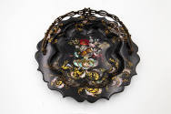 Artist unidentified, “Card Tray”, Probably England, c. 1850, Paint on papier-mâché, diameter: 9…