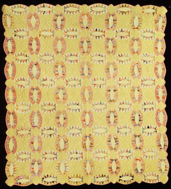 Indian Wedding Ring or Pickle Dish Quilt
Quiltmaker Unidentified
Photographed by Schecter Lee