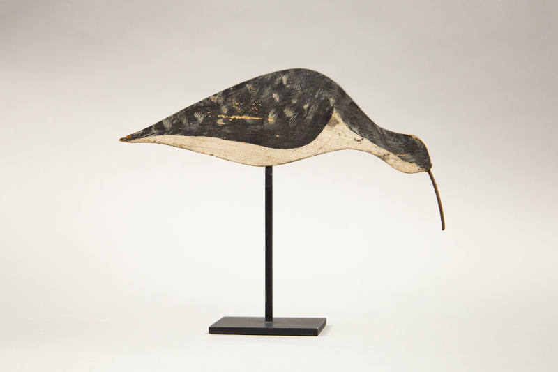 Artist unidentified, “Shorebird”, Massachusetts, 20th century, Paint on wood with iron beak, 5 …