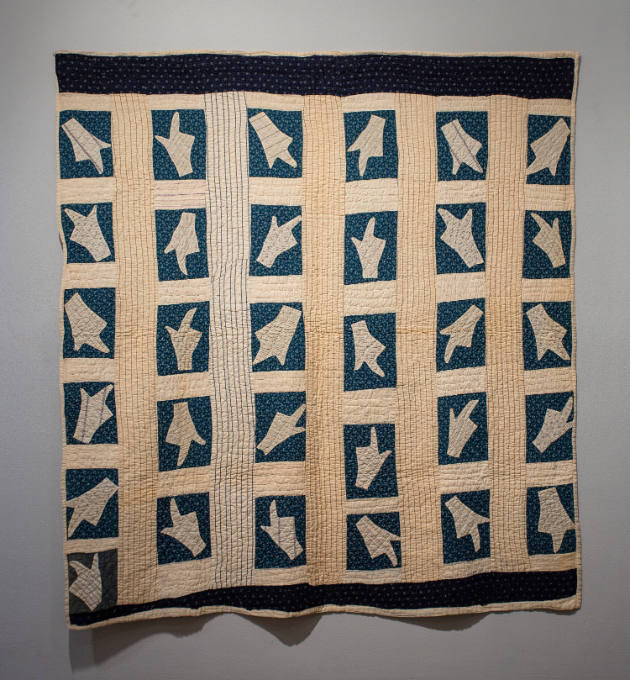 Artist unidentified, “Pointing Hands Quilt”, Found in Tennessee, Early 20th Century Various pri…