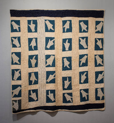 Artist unidentified, “Pointing Hands Quilt”, Found in Tennessee, Early 20th Century Various pri…