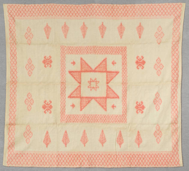 Artist unidentified, “Coverlet: Star”, Quebec, Canada, 1890 - 1920, Wool Homespun, 71 x 66 in.,…