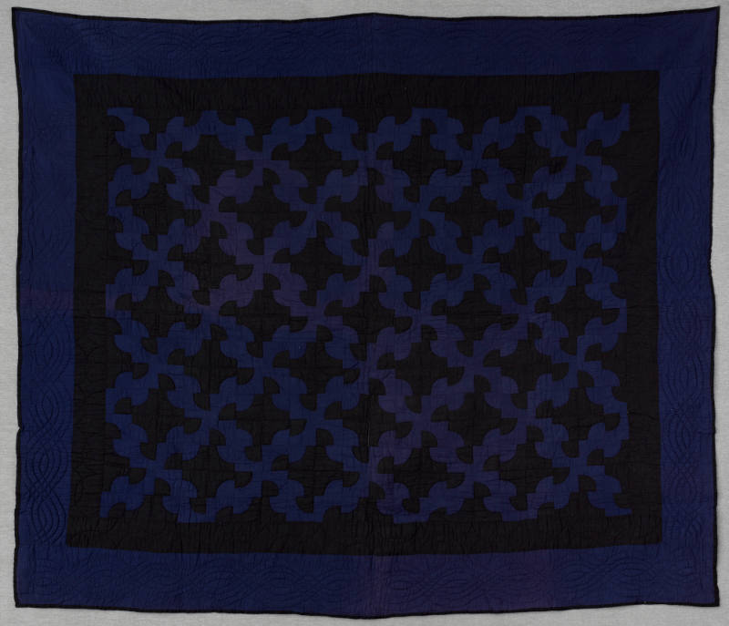 Artist unidentified,  “Drunkard’s Path Quilt”, Ohio, c. 1920, Pieced cotton, 64 x 74 in., Colle…