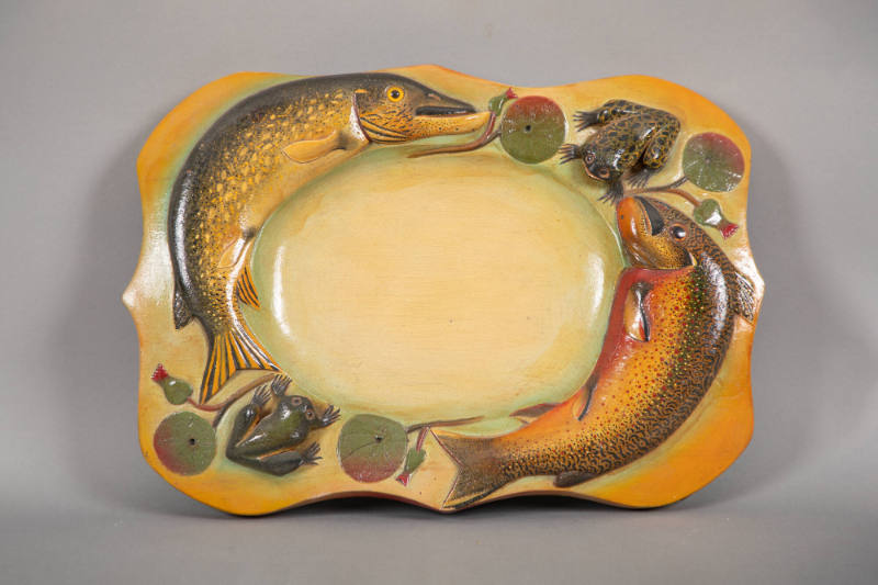 Oscar W. Peterson, “Platter”, Cadillac, Michigan, 1935, Carved and painted wood, 12 1/8 x 17 1/…