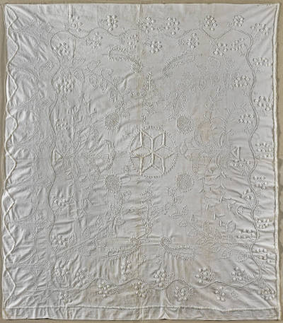 Center Star Whitework
Artist Unidentified
Photographed by Gavin Ashworth