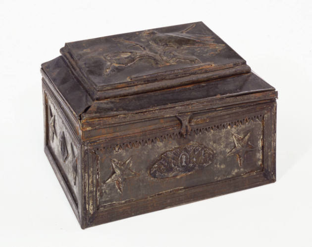 Artist unidentified, “Box”, Pennsylvania, Second half of the 19th century, Tinplate, 8 1/4 × 14…