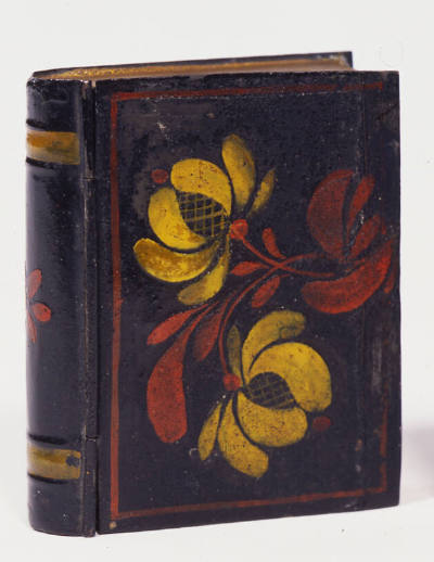 Artist unidentified, “Box”, Maine, c. 1820, Paint on tinplate, 7/8 x 3 1/4 x 2 3/4 in., Collect…