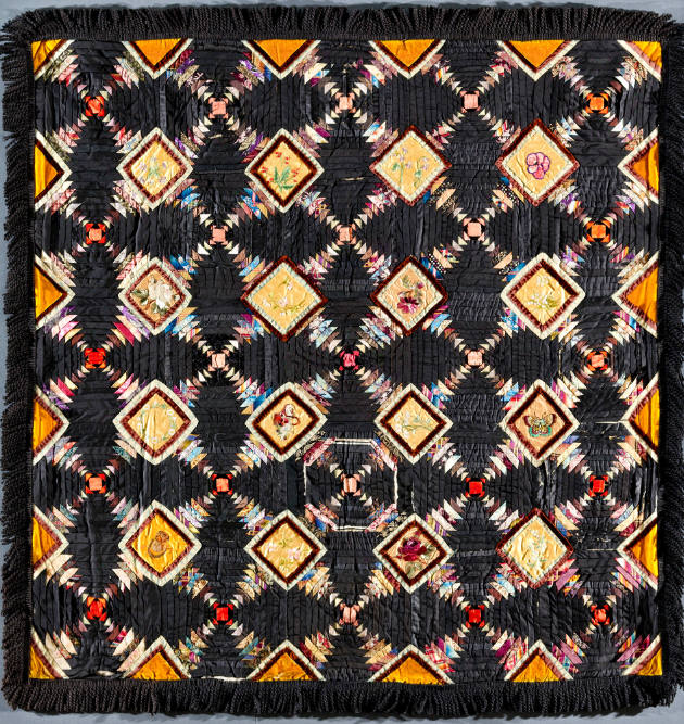 Log Cabin Quilt, Pineapples and Squares Variation 
Mary Phelps Harris
Photo by Gavin Ashworth