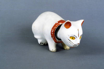 Artist unidentified, “Nodding cat,” Eastern United States, 1860 - 1900, Paint on plaster of Par…