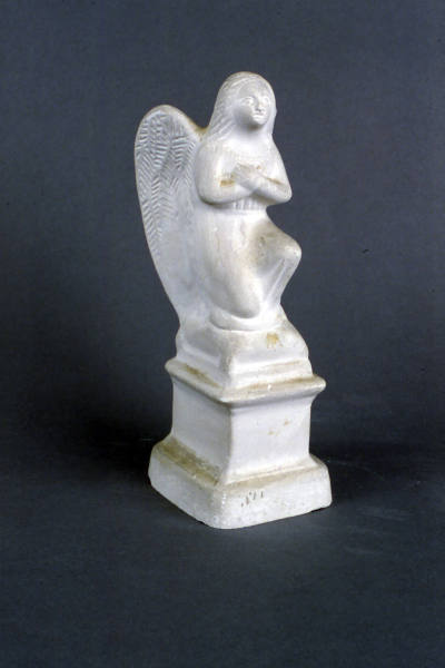 Artist unidentified, “Angel,” Eastern United States, 1860 - 1900, Plaster of Paris, 9 1/4 × 3 1…