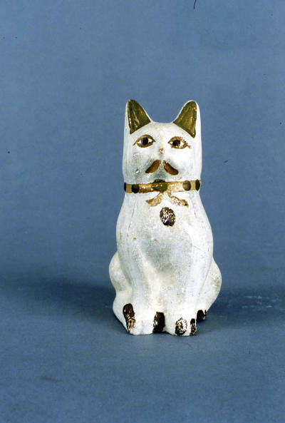 Artist unidentified, “Cat Bank,” Eastern United States, 1860–1900, Paint on plaster of Paris, 4…