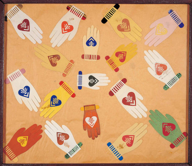 Heart-and-Hand Love Token
Artist unidentified
Photo by John Parnell