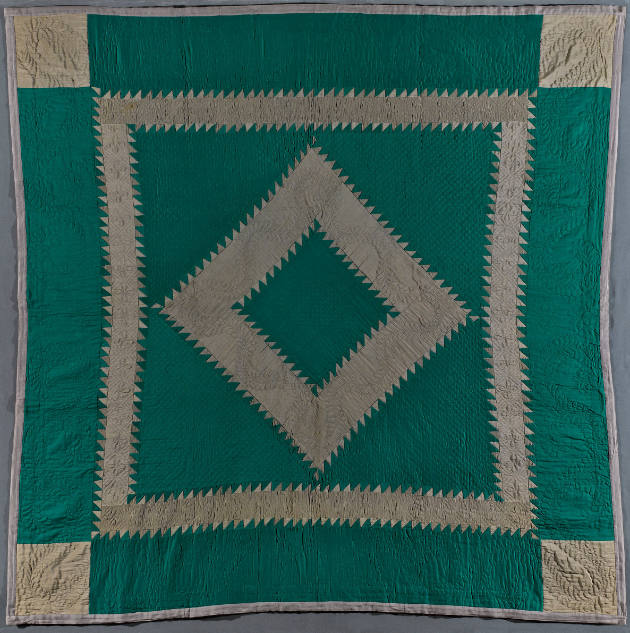 Sawtooth Diamond in the Square Quilt
Artist unidentified
Photo by Gavin Ashworth