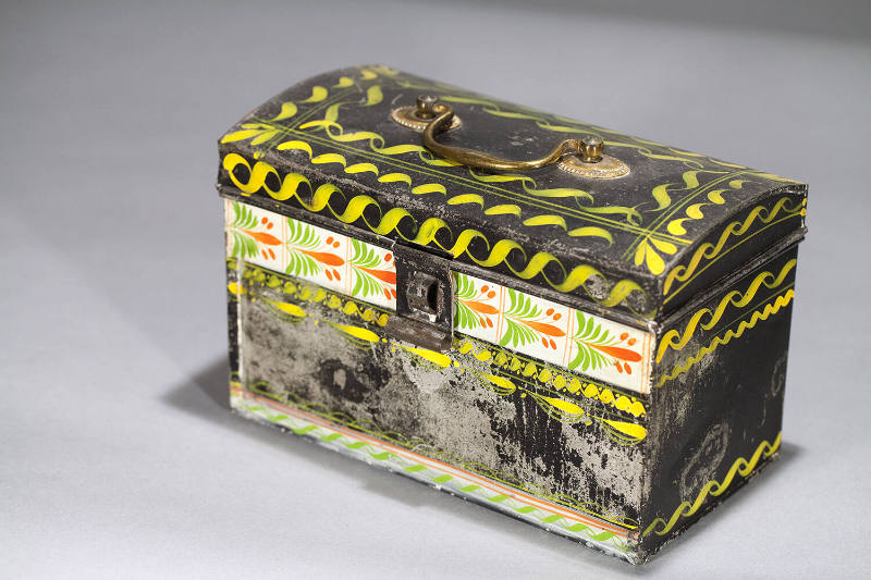 Artist unidentified, (1805-1900), “Box,” United States, early 19th century, Paint on tinplate, …