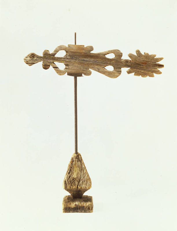 Artist unidentified, “Arrow Banneret”, New England, 1700 - 1800, Wood, 21 × 28 1/2 × 5 in., Col…