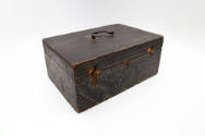 Artist unidentified, “Box”, Eastern United States, c. 1850, Paint on wood, 6 x 13 3/4 x 9 1/8 i…