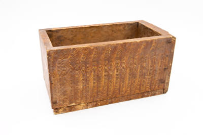 Artist unidentified, “Box”, Eastern United States, c. 1900, Paint on wood, 5 x 9 1/2 x 5 in., C…