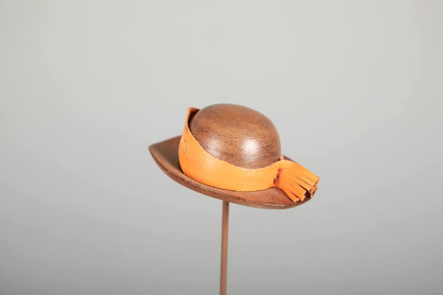 Round Crown-Wide Brim Hat