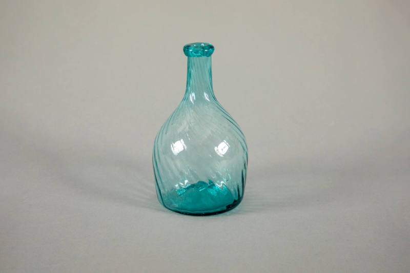 Artist unidentified, “Bottle”, Zanesville, Ohio, United States, Mid-19th century, Glass, 8 x 4 …