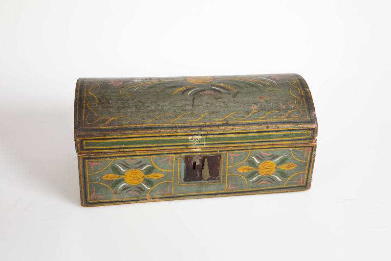Artist unidentified, “Document Box”,  Possibly New England, 1800–1825, Paint on pine, 7 x 16 x …