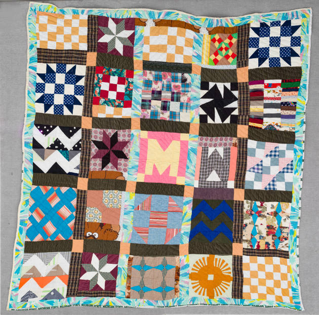 Mary Maxtion, “Everybody Quilt”, Boligee, Alabama, United States, 1989, Cotton and synthetics, …