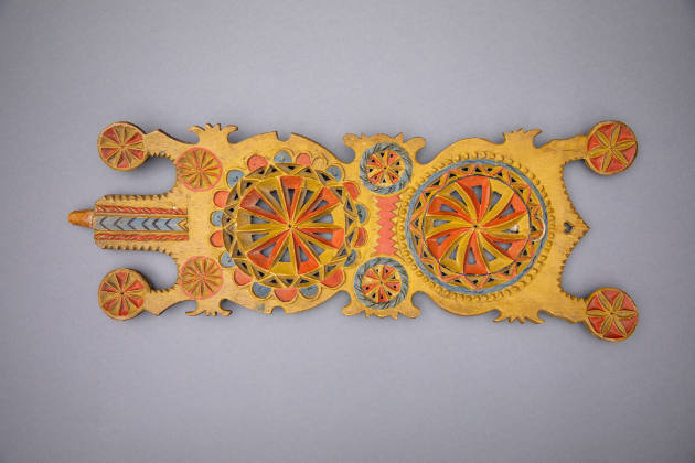 Artist unidentified, “Distaff”, Finland, 1827, Paint on carved wood, 16 1/2 x 5 3/4 x 1 in., Co…