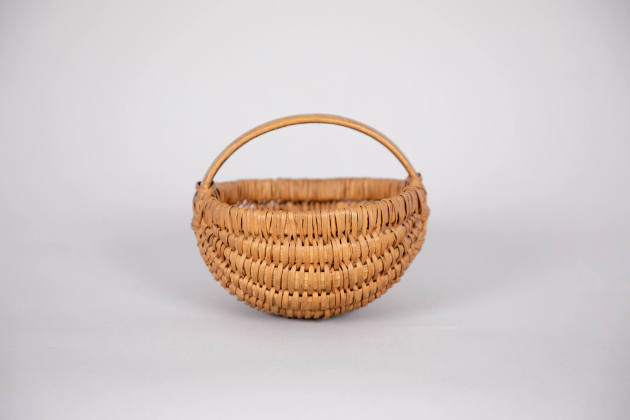 Artist unidentified, “Egg Basket”, Lancaster County, Pennsylvania, United States, 19th century,…