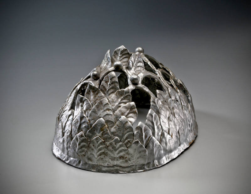 Silver Crown
Eugene Von Bruenchenhein
Milwaukee
1960s–1980s
Paint on clay
5 × 6 × 8 1/2"
…