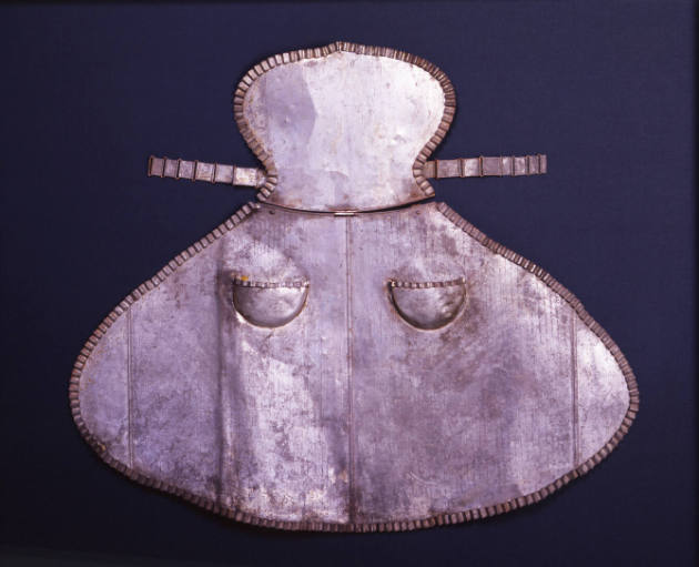 Anniversary Tin: Apron
Artist unidentified
Photo by Gavin Ashworth