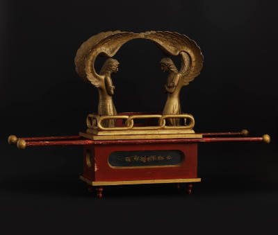 Independent Order of Odd Fellows Ark of the Covenant
Artist unidentified
Photo by José Andrés…