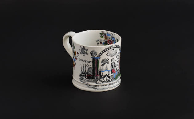 Masonic Mug
Artist unidentified
Photo by José Andrés Ramírez