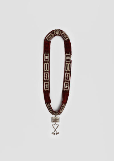 Independent Order of Odd Fellows Collar
Artist unidentified
Photo by José Andrés Ramírez