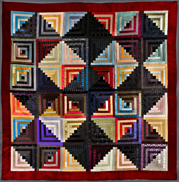 Log Cabin Throw, Light-and-Dark Variation
Harriet Rutter Eagleson (1855-1950)
New York City
…