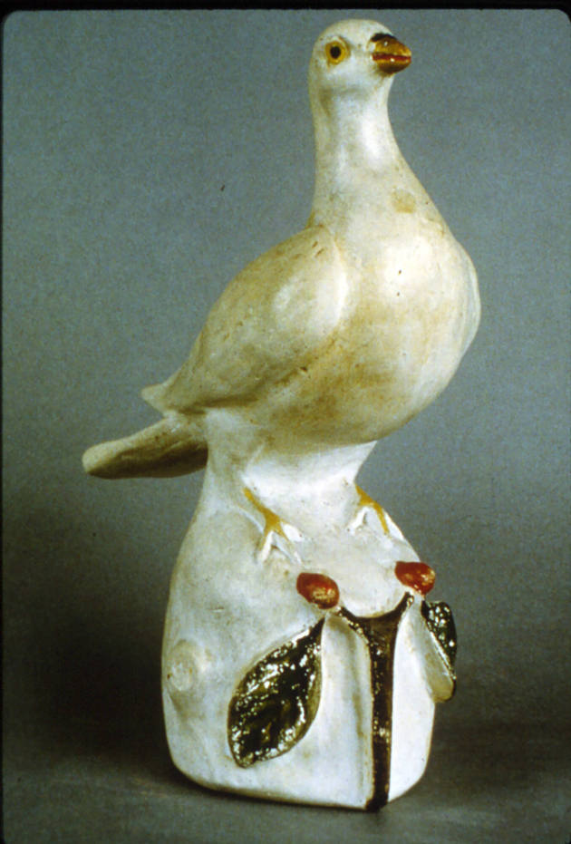 Artist unidentified, “Pigeon on base,” Eastern United States, 1860–1900, Paint on plaster of Pa…